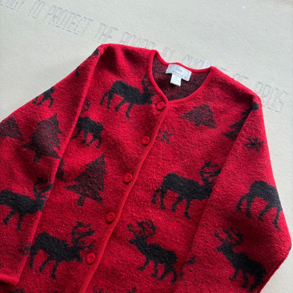 Vintage 90s Nordic style wool Reindeer Cardigan Sweater